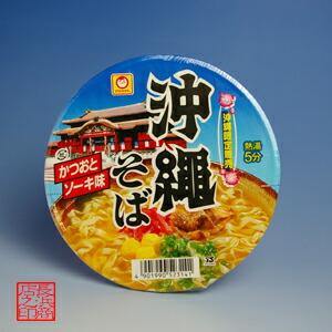 沖縄そば カップ麺1ケース（12個入）かつおとソーキ味熱湯5分88ｇ